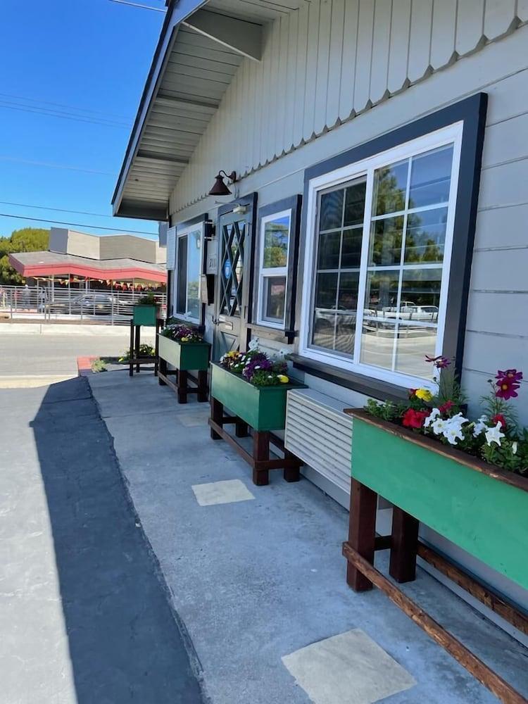 The Fremont Inn Monterey Exterior photo